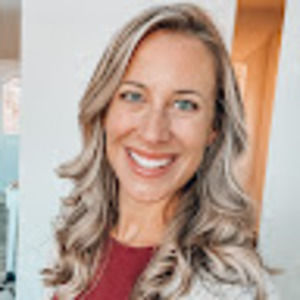 Meet your Posher, Rayna